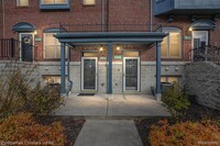 Building Photo - 2456 Woodward Ave