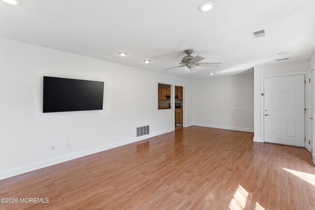 Building Photo - 58 Frontier Way