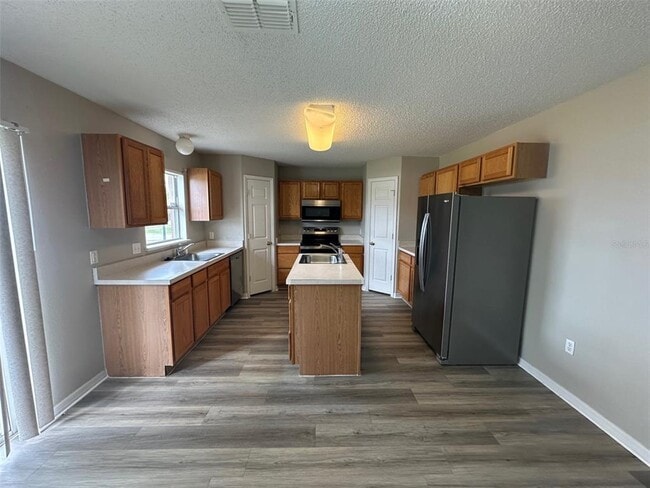 Building Photo - 1761 Pompano Dr