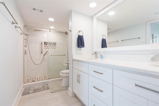 Building Photo - 5825 PUERTA DEL SOL Blvd