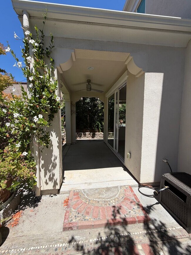 Building Photo - 3 bedroom | 2.5 bathroom | McKinley Village Single Family Home