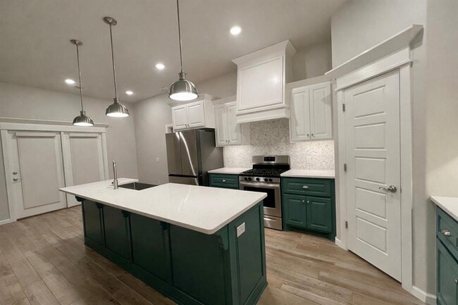 Building Photo - 4116 Palmetto Trail