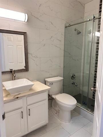 Building Photo - 1060 Valley Vista Dr