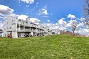 Building Photo - 3304 Baer Beach Rd