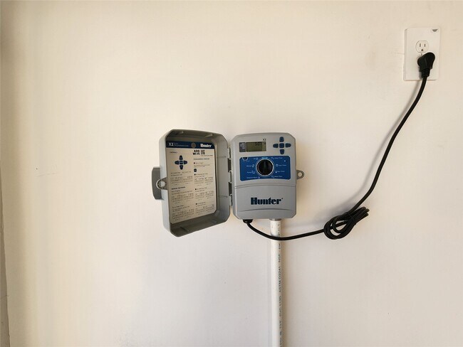 Building Photo - 30622 Wicklow Gdns Dr