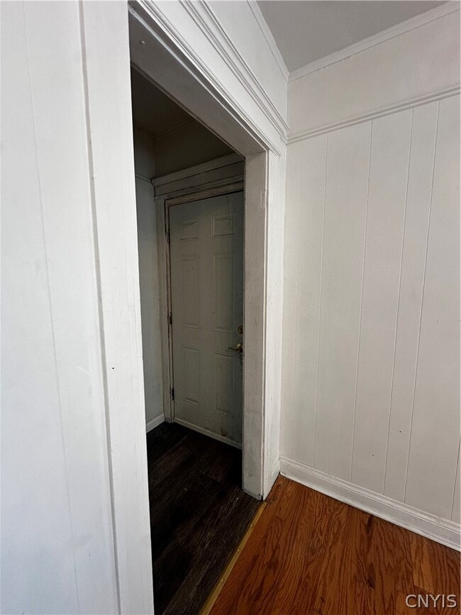 Building Photo - 113 E Brighton Ave