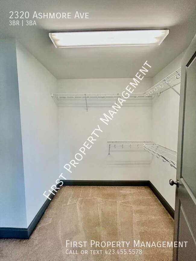 Building Photo - 2320 Ashmore Ave