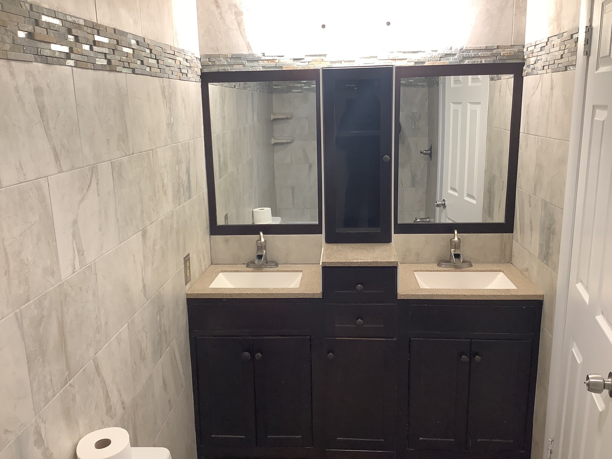 Bathroom2 - 7505 Democracy Blvd