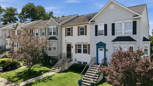 Building Photo - 10 Crabapple Ct