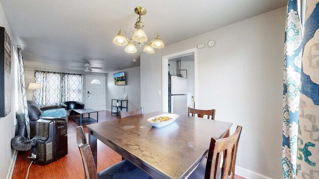 Building Photo - 7388 Oneida Dr