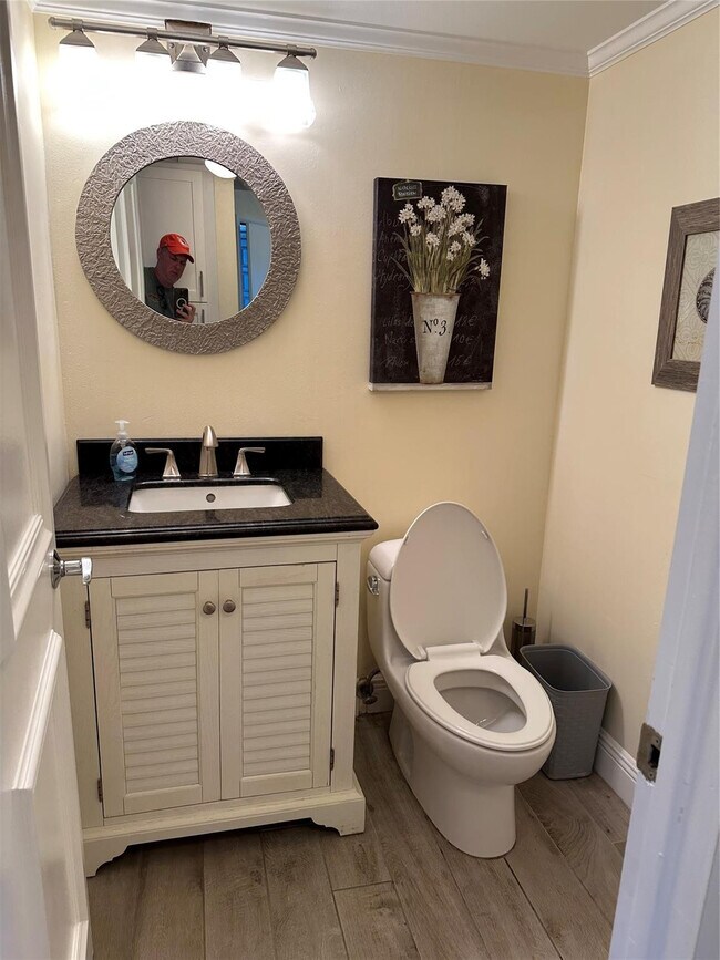 Building Photo - 1605 U.S. Rte 1