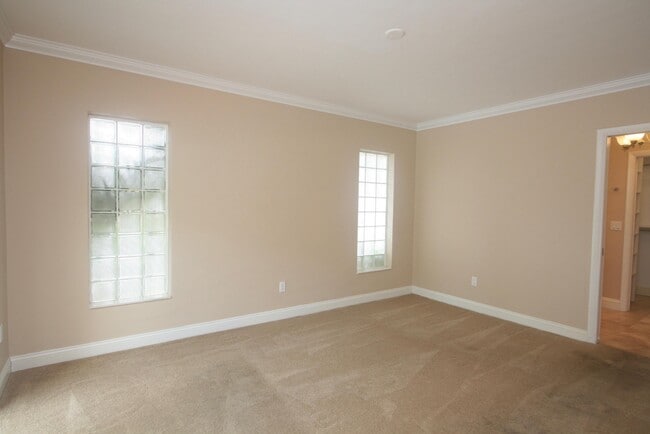 Building Photo - 839 Malaga Dr