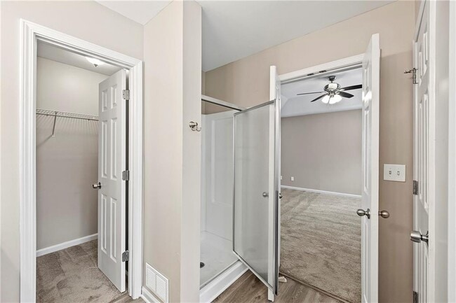 Building Photo - 6020 Aderhold Way