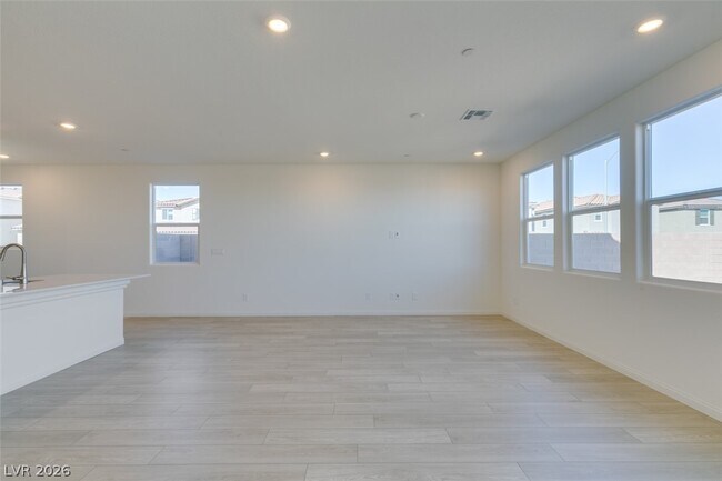 Building Photo - 650 Moonlit Lk Ln