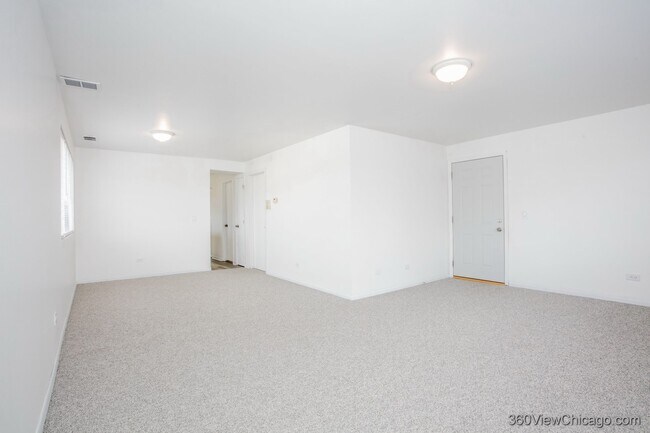 Building Photo - 7459 N Waukegan Rd