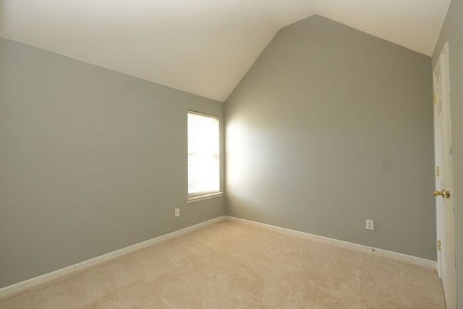 Building Photo - 3BR w/ Garage & W/D in Catawba River Plantation