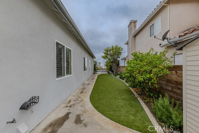 Building Photo - 32692 Rosemont Dr