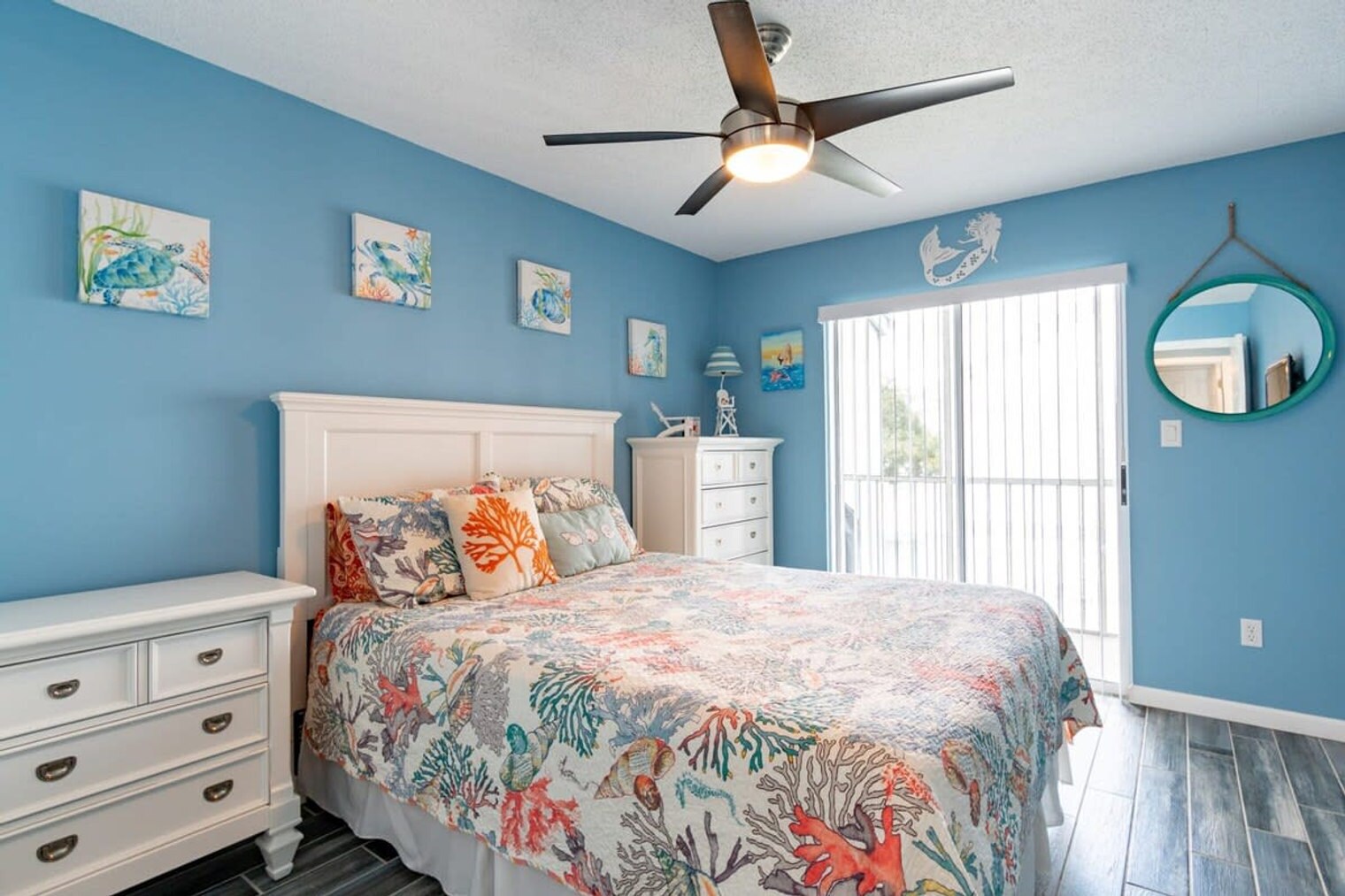 Building Photo - 516 Beach Park Ln