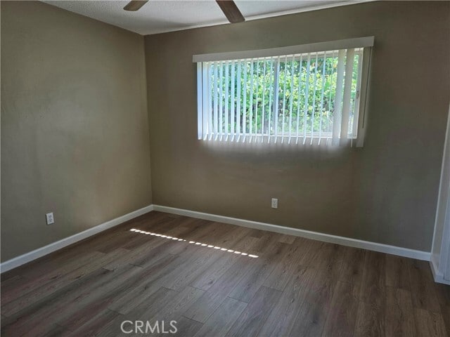 Building Photo - 961 W Kimball Ave