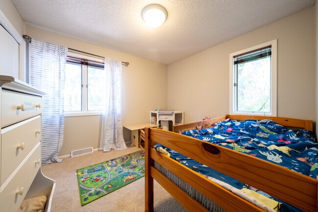 Building Photo - 3521 Widgeon Way