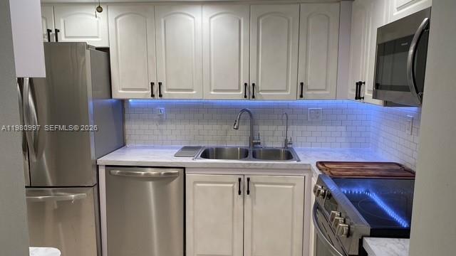 Building Photo - 4000 Towerside Terrace