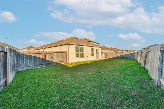 Building Photo - 24063 Prairie Dust Dr