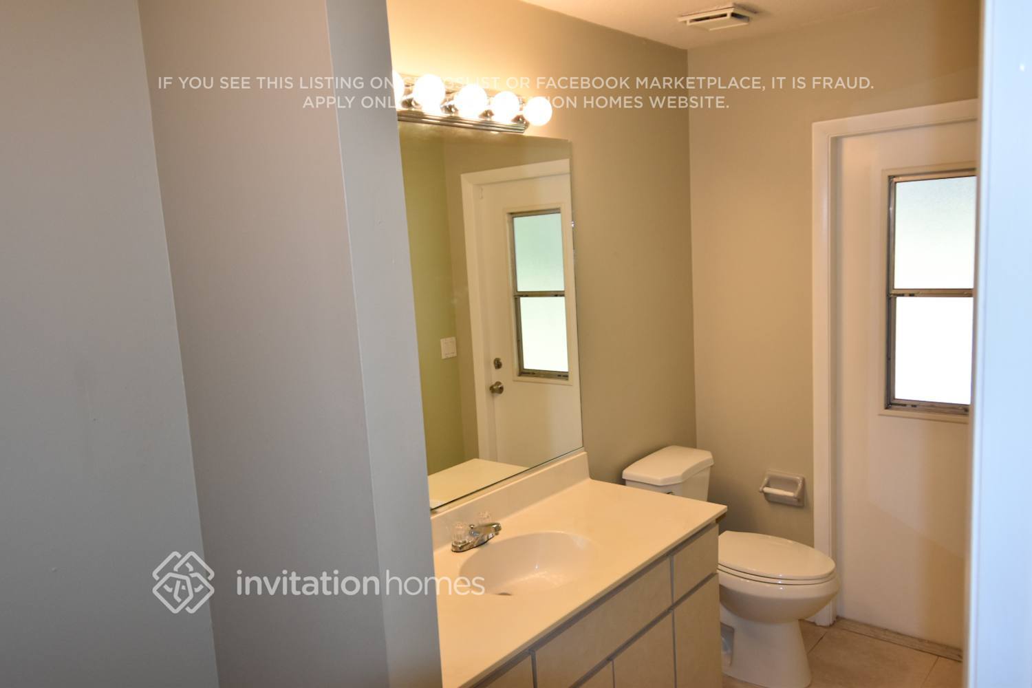 Building Photo - 209 Uruguay Dr