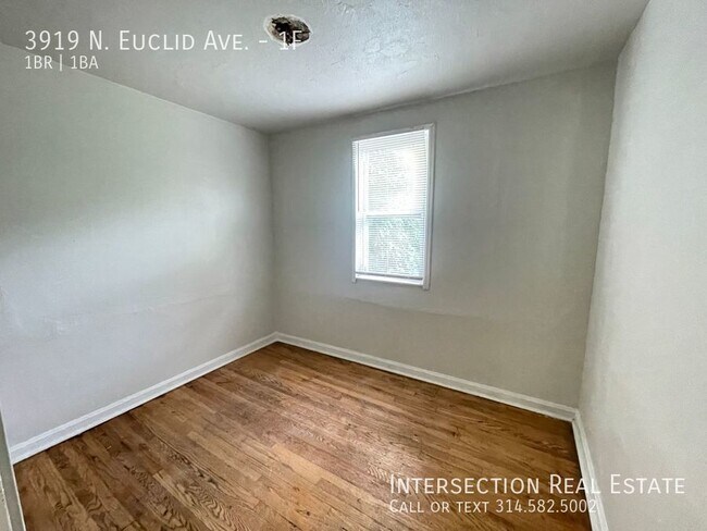 Building Photo - 3919 N Euclid Ave