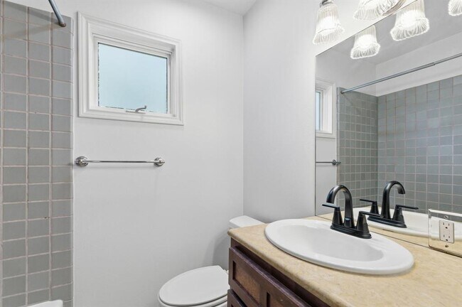 Building Photo - 3801 Mia Tia Cir