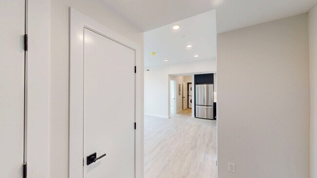 Building Photo - 24 Mt Pleasant St