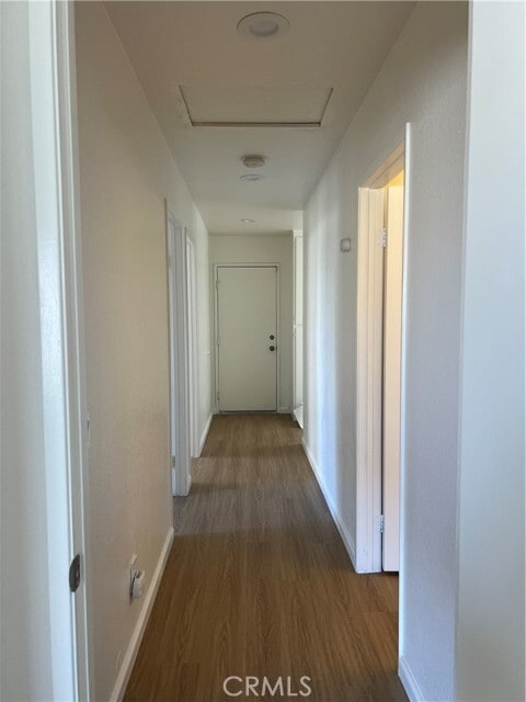 Building Photo - 10966 Willow Ln