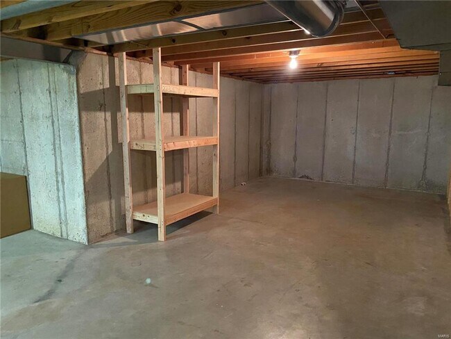 Building Photo - 762 La Feil Dr