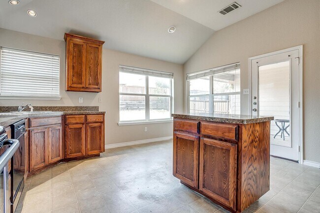 Building Photo - Perfectly located.  3 Bedroom, 2 Bath Home-  White Settlement ISD- 76108