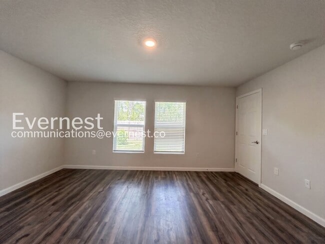 Building Photo - 33 Peninsula Ln