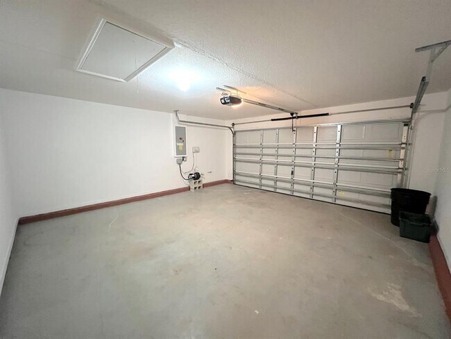 Building Photo - 70 Pheasant Dr
