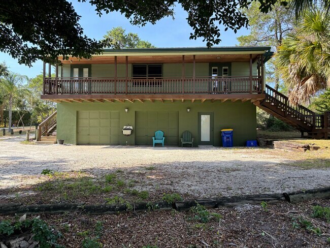Building Photo - 9438 SE Sharon St