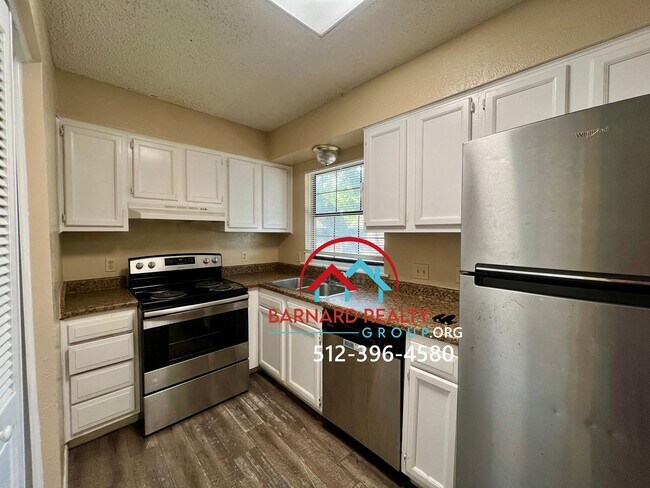 Building Photo - 110 Whitetail Dr