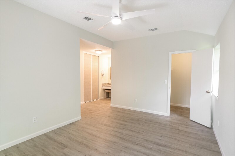 Building Photo - 5314 Hazel Grove Dr