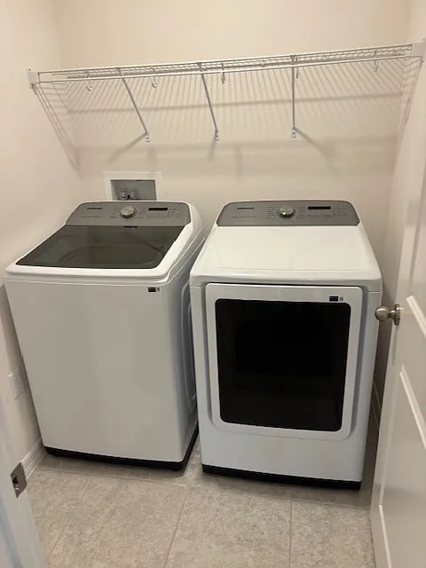 Building Photo - 3632 Majestic Dr