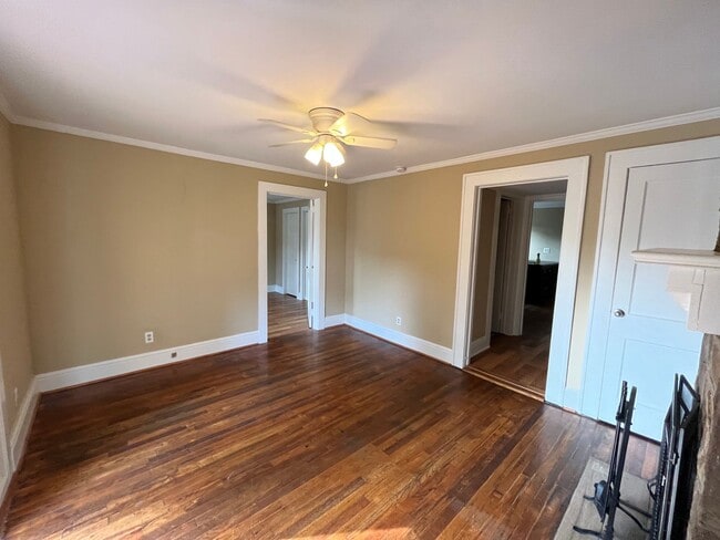 Primary Photo - 1 Bedroom, 1 Bathroom - Apartment on Mt. A...