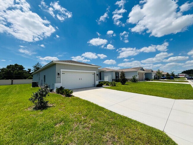 Building Photo - Calesa Township Sorrel Glen - Beautiful Home 4/3/2 2011 sqft ***Won't Last***