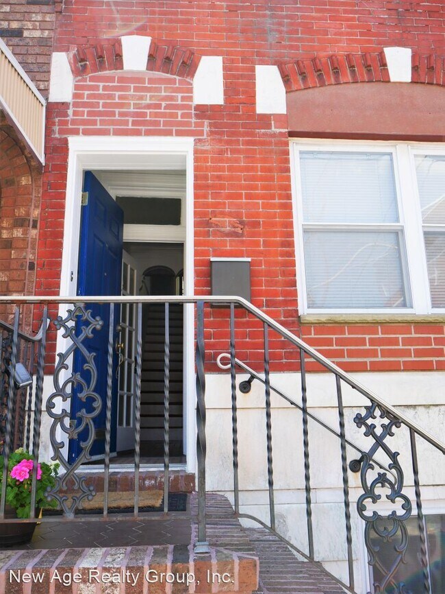 Building Photo - 3 br, 1.5 bath House - 1322 Mifflin Street