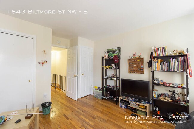 Building Photo - 1843 Biltmore St NW