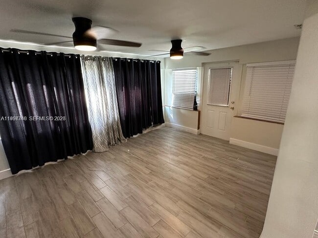 Building Photo - 6390 Kimberly Blvd