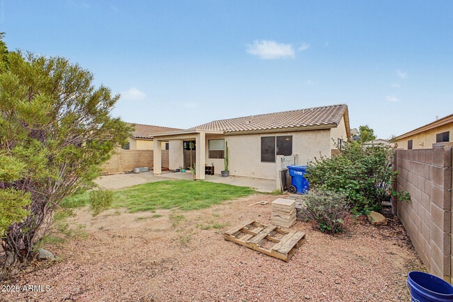 Building Photo - 11532 W Cottonwood Ln