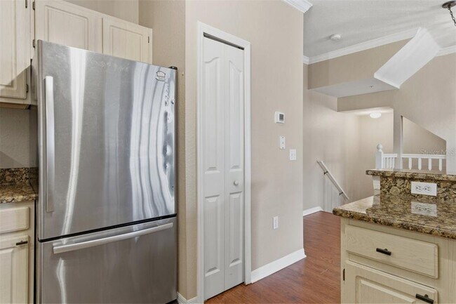 Building Photo - 3114 Legacy Lake Dr