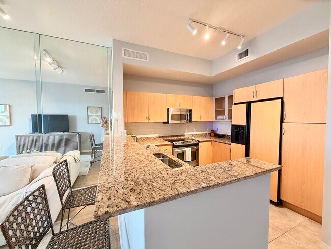 Building Photo - 804 E Windward Way