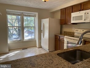 Building Photo - 874 Flagler Dr