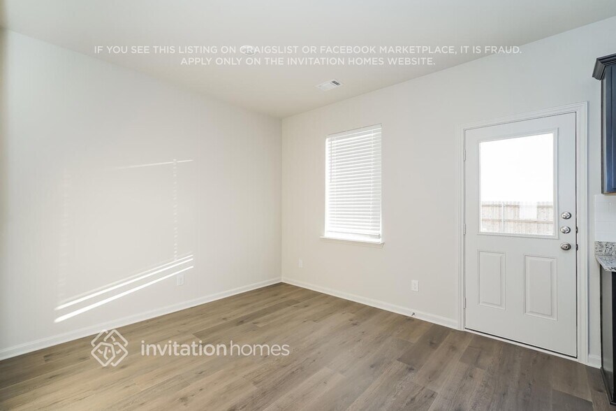 Building Photo - 10028 Pilot Pl