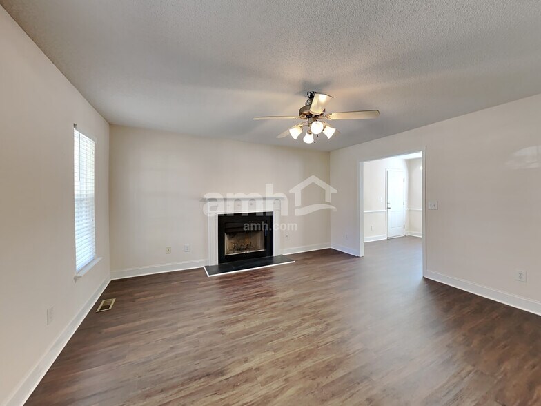 Building Photo - 2601 Mortise Ct